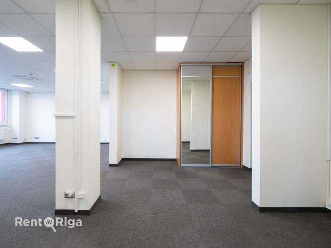 Biroja telpas Mūkusalas Biznesa centrā.  Modernas, gaišas un pielāgojamas telpas aktīvā Rīga - foto 7