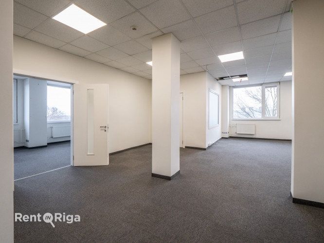 Biroja telpas Mūkusalas Biznesa centrā.  Modernas, gaišas un pielāgojamas telpas aktīvā Rīga - foto 3