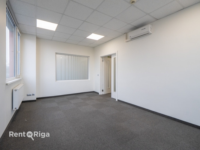 Biroja telpas Mūkusalas Biznesa centrā.  Modernas, gaišas un pielāgojamas telpas aktīvā Rīga - foto 8