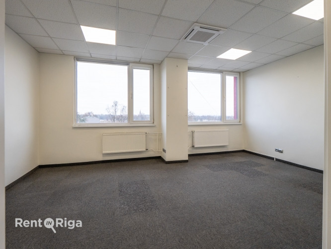 Biroja telpas Mūkusalas Biznesa centrā.  Modernas, gaišas un pielāgojamas telpas aktīvā Rīga - foto 2