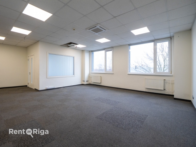 Biroja telpas Mūkusalas Biznesa centrā.  Modernas, gaišas un pielāgojamas telpas aktīvā Rīga - foto 9