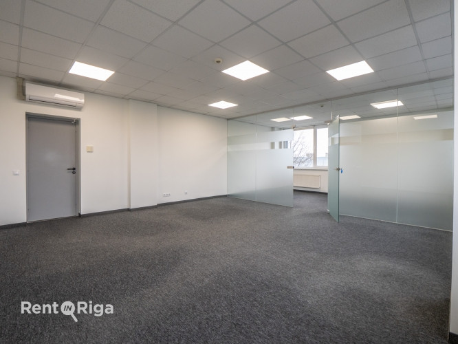 Biroja telpas Mūkusalas Biznesa centrā.  Modernas, gaišas un pielāgojamas telpas aktīvā Rīga - foto 3