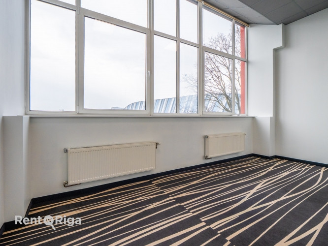 Biroja telpas Mūkusalas Biznesa centrā.  Modernas, gaišas un pielāgojamas telpas aktīvā Rīga - foto 3