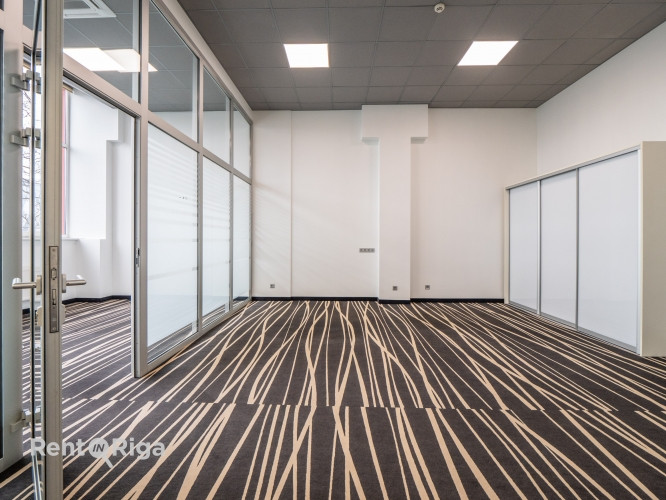 Biroja telpas Mūkusalas Biznesa centrā.  Modernas, gaišas un pielāgojamas telpas aktīvā Rīga - foto 6
