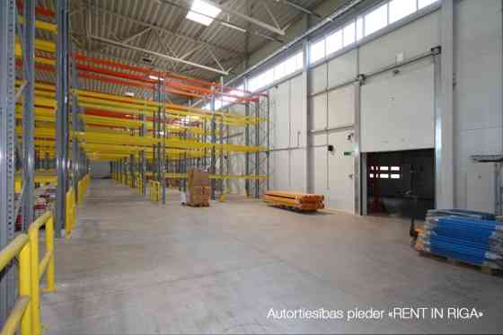 Аренда склада в Кекаве.  Отдельно стоящее строение с собственной огороженной и Ķekavas pagasts
