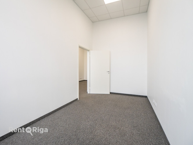Biroja telpas Mūkusalas Biznesa centrā.  Modernas, gaišas un pielāgojamas telpas aktīvā Rīga - foto 4