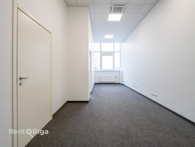 Biroja telpas Mūkusalas Biznesa centrā.  Modernas, gaišas un pielāgojamas telpas aktīvā Rīga - foto 2