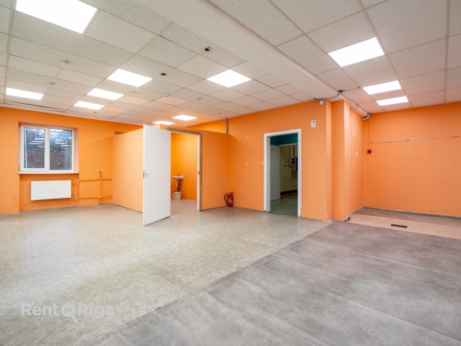 Izīrē komerctelpas tirdzniecības centrā Maxima, Ziepniekkalnā.  Piedāvājam nomai Rīga - foto 17