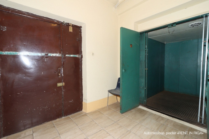 Izīrē komerctelpas tirdzniecības centrā Maxima, Ziepniekkalnā.  Piedāvājam nomai Rīga - foto 7