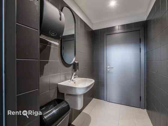 Aрендa офисных помещений в бизнес-центре Mūkusalas.  Предлагаем в аренду Rīga