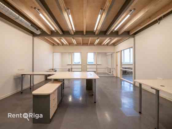 Аренда 2-х уровневого офисного помещения на ул. Латгалес 322, в Rīga