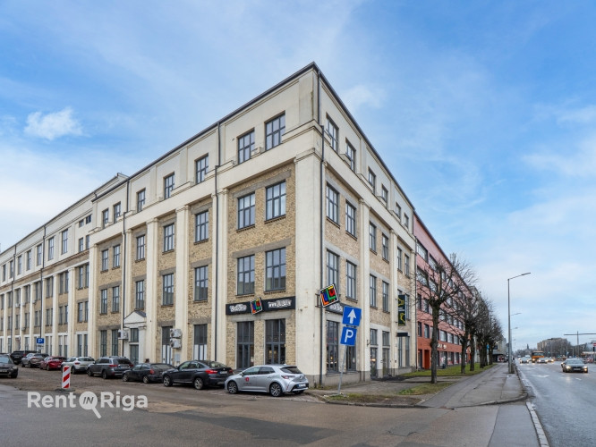 Izīrē 2 līmeņu biroju Latgales ielā 322  Multifunkcionāla, renovēta ēka pretī t/c Dole Rīga - foto 1