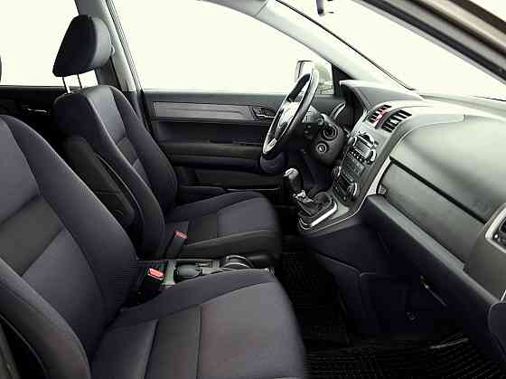 Honda CR-V Elegance 2.0 110kW Tallina