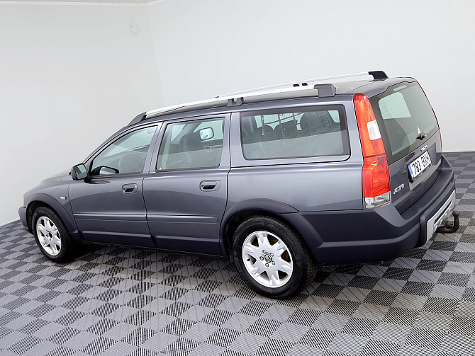 Volvo XC70 Summum Facelift ATM 2.4 D5 120kW Tallina - foto 4