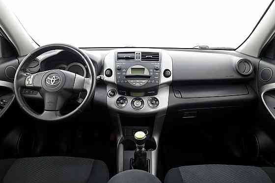 Toyota RAV4 Linea Sol 4x4 2.2 D-4D 100kW Таллин