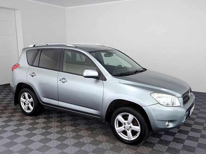 Toyota RAV4 Linea Sol 4x4 2.2 D-4D 100kW Таллин - изображение 1