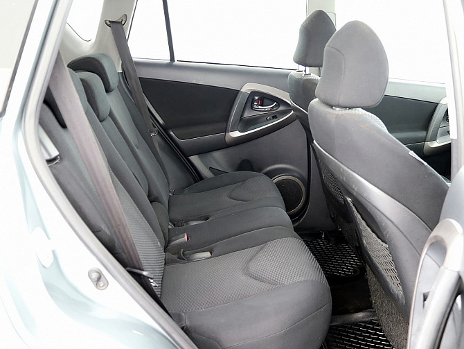 Toyota RAV4 Linea Sol 4x4 2.2 D-4D 100kW Таллин - изображение 7