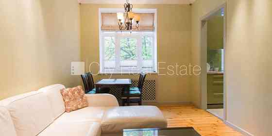 Возможность аренды парковки, окна выходят во двор, количество спален 2 шт., Рига