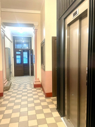 Tiek pārdots 203,6 m plašs dzīvoklis ar divām ieejām. To var viegli pārbūvēt un sadalīt Rīga - foto 3