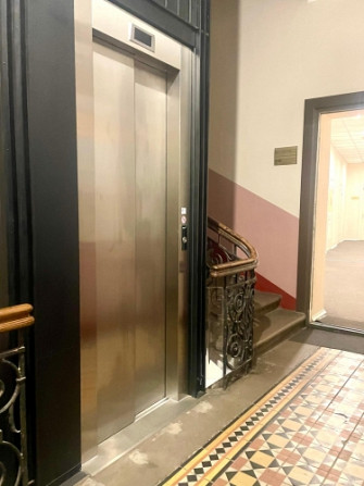 Tiek pārdots 203,6 m plašs dzīvoklis ar divām ieejām. To var viegli pārbūvēt un sadalīt Rīga - foto 6