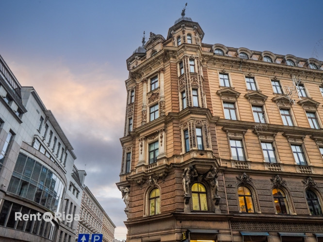 Tiek pārdots 203,6 m plašs dzīvoklis ar divām ieejām.  Īpašumam nepieciešams remonts, kas Rīga - foto 9