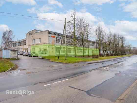 Birojs Dienvidu tila rajonā.  + 1. stāvs; + PLatība sastāv no priekštelpas (sekretariāta), pārrunu t Рига