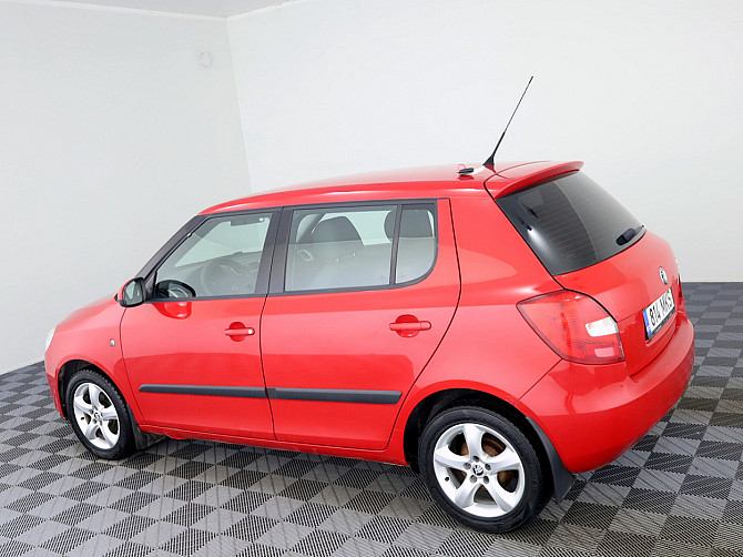 Skoda Fabia Comfortline 1.2 51kW Таллин - изображение 4