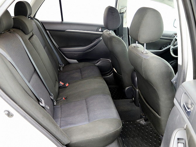 Toyota Avensis Linea Sol Facelift ATM 1.8 95kW Tallina - foto 7