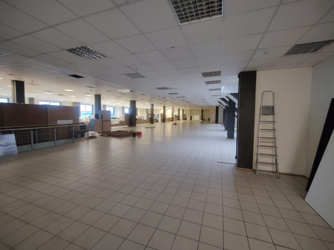 Retail premises on the 3rd floor of the Sahāra shopping centre.  The main tenant of the building is  Рига - изображение 4