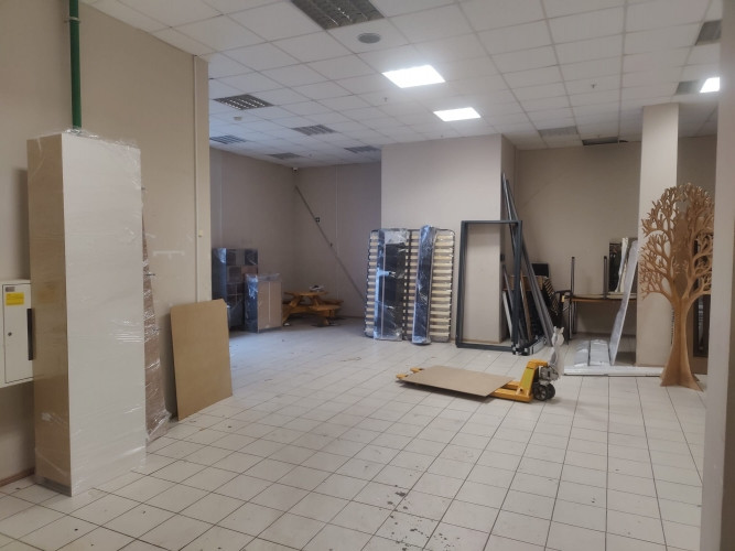 Retail premises on the 3rd floor of the Sahāra shopping centre.  The main tenant of the building is  Рига - изображение 9