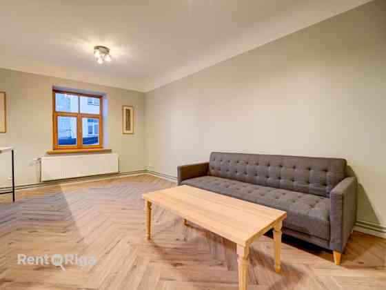 Bright apartment with full equipment, freshly renovated after a major overhaul.  One large bedroom,  Rīga