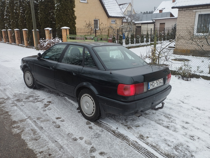 Ауди 80 технические данные хорошие пройден техосмотр бензин газ расход по городу маленький,... Даугавпилс - изображение 1