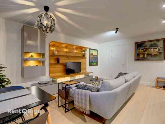 Уютная квартира в полностью отреставрированном здании с элегантным фасадом, с Rīga