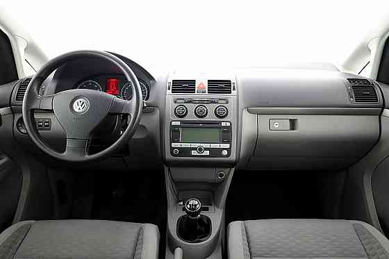 Volkswagen Touran Comfortline Facelift 2.0 80kW Tallina