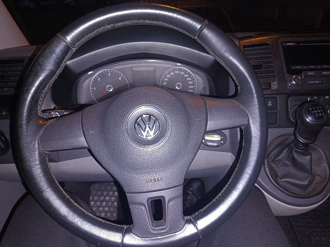 2012. gada Volkswagen Caravelle. Dīzelis, 2.0 TDI 103 KW, 8 sēdvietas, 6 pakāpju manuālā... Рига - изображение 8