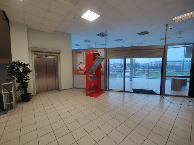 Tiek iznomāta tirdzniecības platība T/C 