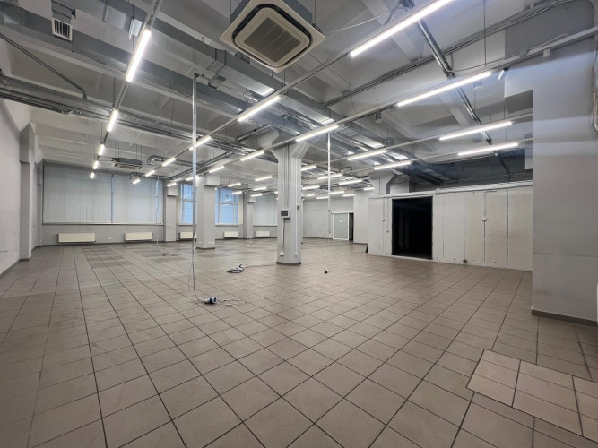 Komerctelpas Mūkusalas Biznesa centrā  lieliski piemērotas tirdzniecībai un klientu Rīga - foto 3