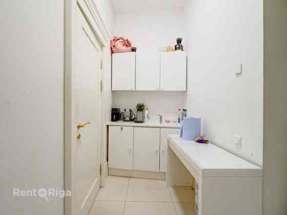 Помещения для салона красоты / массажного салона в представительном месте Rīga