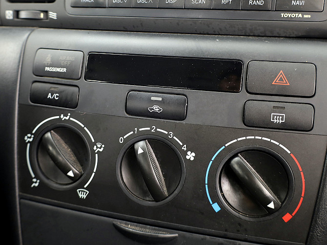 Toyota Corolla Linea Sol Facelift 1.4 71kW Таллин - изображение 8