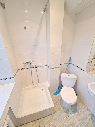 Pagalma māja, renovēta māja, slēgts pagalms, teritorijas iebrauktuves vārti aprīkoti ar Rīga - foto 19