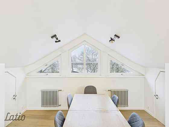 Elegants 3-istabu mansarda dzīvoklis ekskluzīvā vietā  Ogļu iela 30, Rīga

Izīrē gaišu, plašu un ļot Rīga