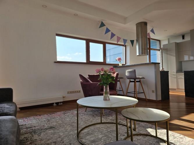 Ekskluzīvs dzīvoklis ar terasi prestižajā Mežaparkā!  Izsmalcināts 3 istabu dzīvoklis Rīga - foto 4