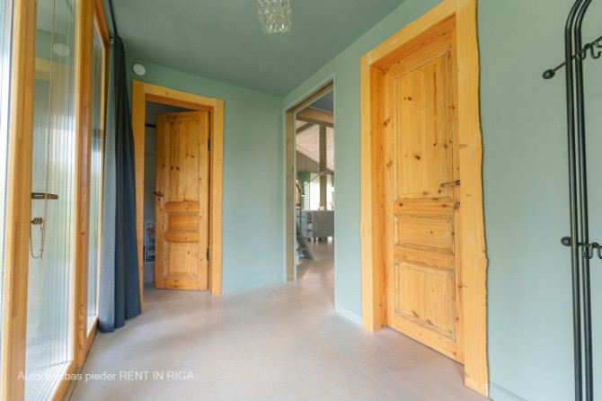Уютный частный дом в Аdaži с большой зеленой территорией рядом с Gauja.  Доступно с 1 Адажский округ - изображение 3