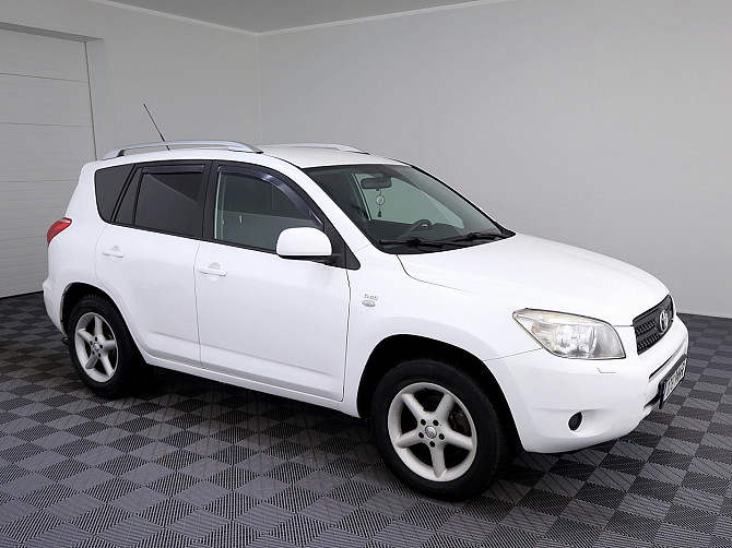Toyota RAV4 Linea Sol 4x4 2.2 D-4D 100kW Tallina - foto 1