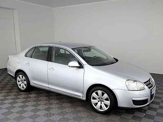 Volkswagen Jetta Comfortline 1.6 75kW Tallina