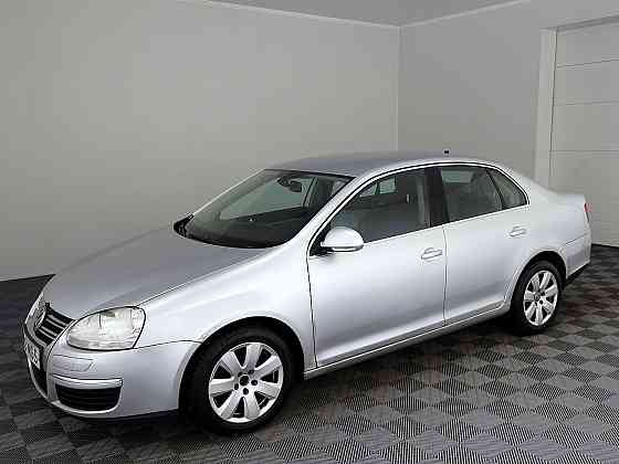 Volkswagen Jetta Comfortline 1.6 75kW Tallina