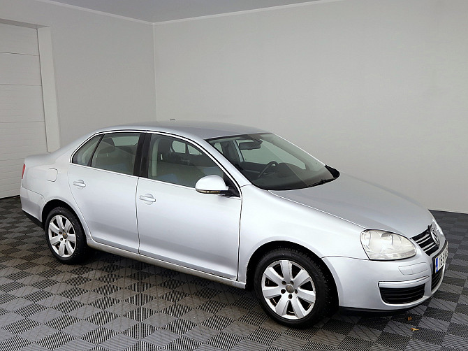 Volkswagen Jetta Comfortline 1.6 75kW Tallina - foto 1