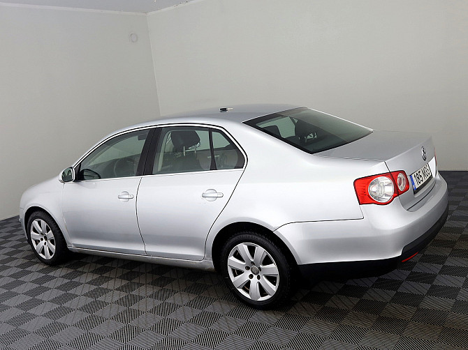 Volkswagen Jetta Comfortline 1.6 75kW Tallina - foto 4