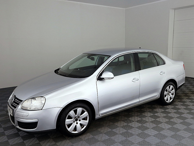 Volkswagen Jetta Comfortline 1.6 75kW Tallina - foto 2