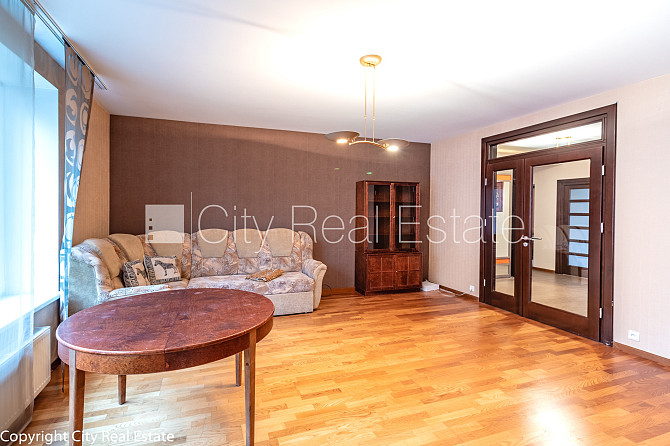 Fasādes māja, renovēta māja, labiekārtota apzaļumota teritorija, luksuss apartamenti , ir Rīga - foto 8